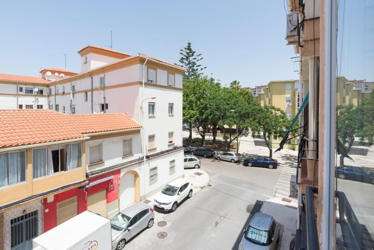 Dream House Rooms Malaga - Habitacion En El Apartemento Esterno foto